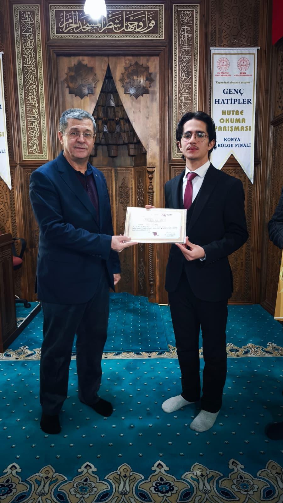 GENÇ HATİPLER HUTBE YARIŞMASI YAPILDI.